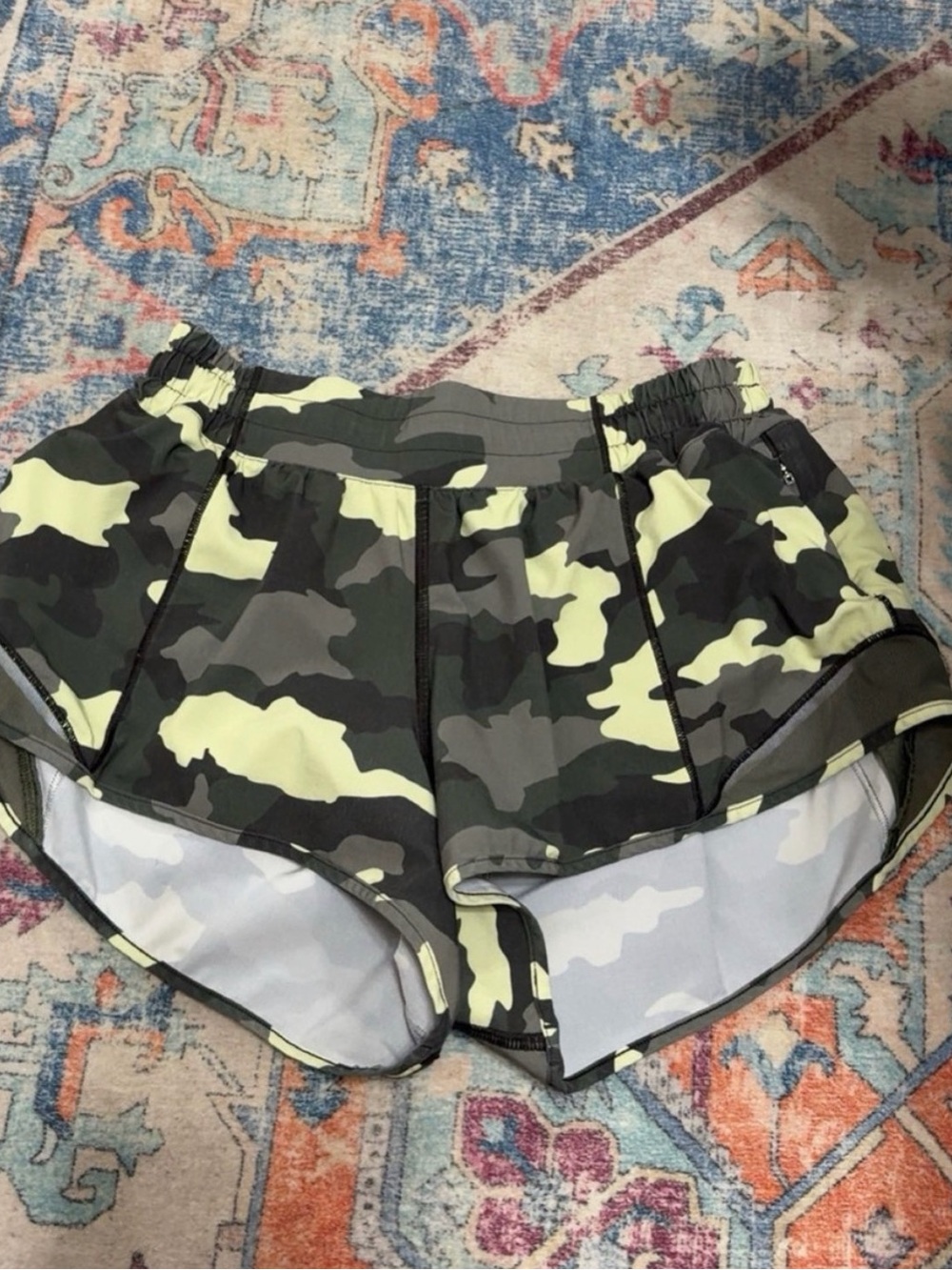 Lululemon Hotty Hot Camo Shorts 4”